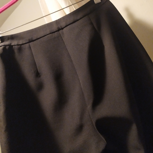 Lipsy London pants, size 4, gold buttons, NWOT - Picture 4 of 6